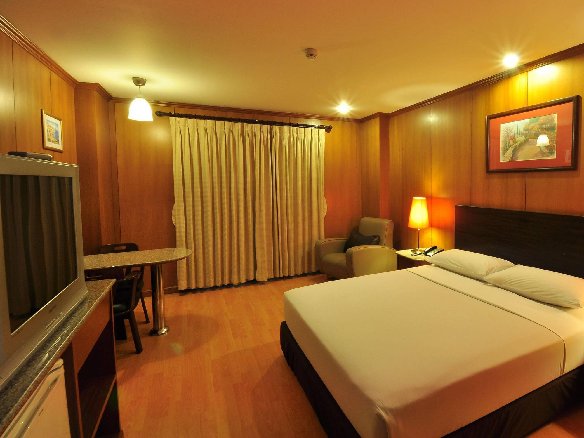 Dynasty Inn Pattaya Εξωτερικό φωτογραφία